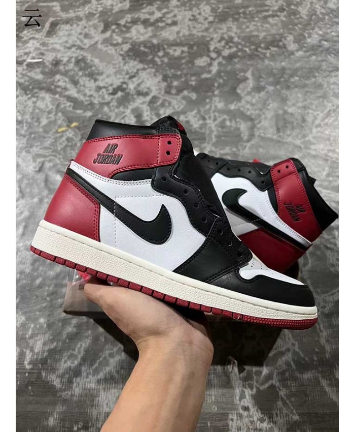 Air Jordan1 Retro High OG Basketball Shoes