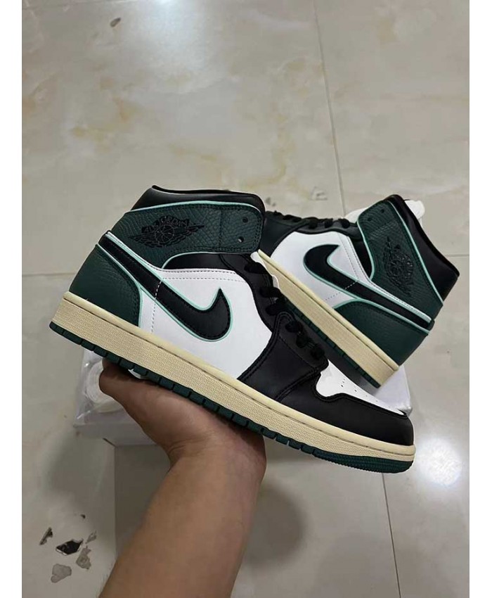 Air Jordan 1 Mid WMNS Basketball Shoes